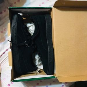 Black suede pumas brand new in box NEVER worn.
